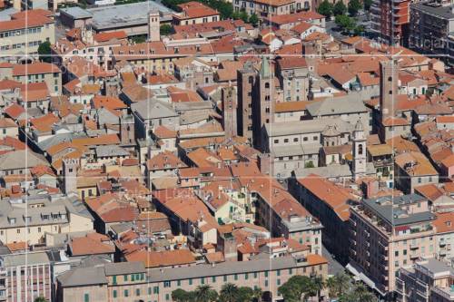 Clicca per vedere l'immagine alla massima grandezza