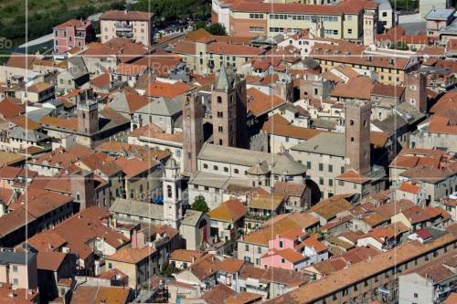 Clicca per vedere l'immagine alla massima grandezza